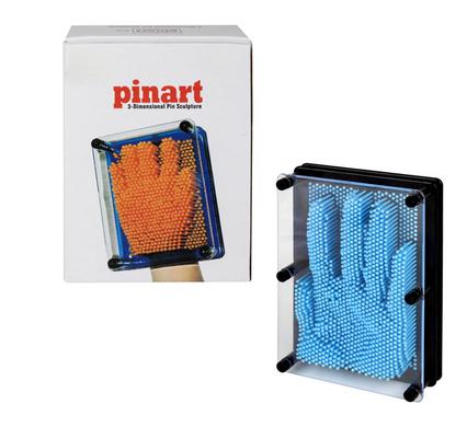 Pin art 17.8x12.5x5.8cm